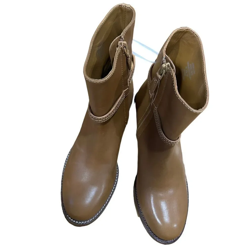 Revolve Tory Burch Brown Miller Ankle Chelsea boots 45mm in Tiramisu